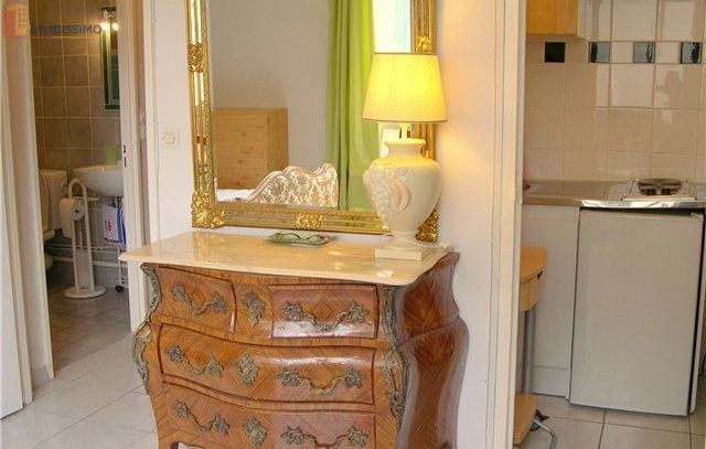 Studio à Paris