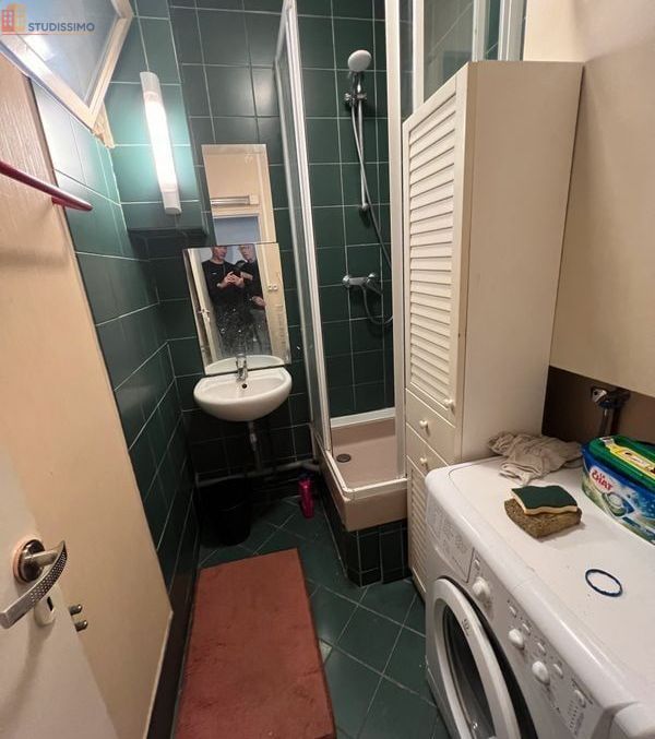 Studio meublé 21m² Paris 8e - Meublé, au 4e étage - Photo 5