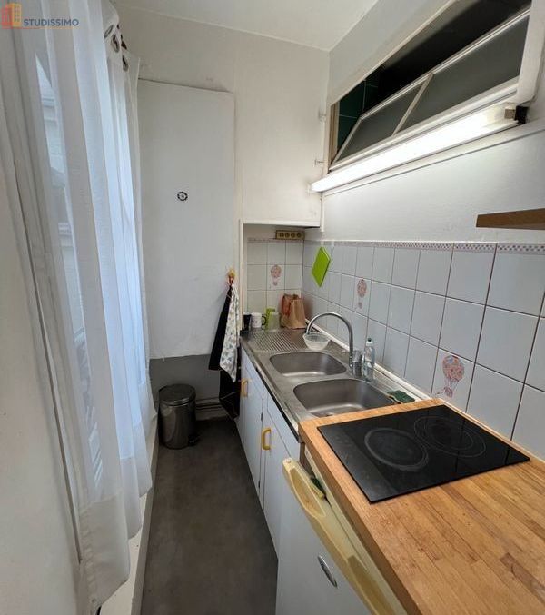 Studio meublé 21m² Paris 8e - Meublé, au 4e étage - Photo 1