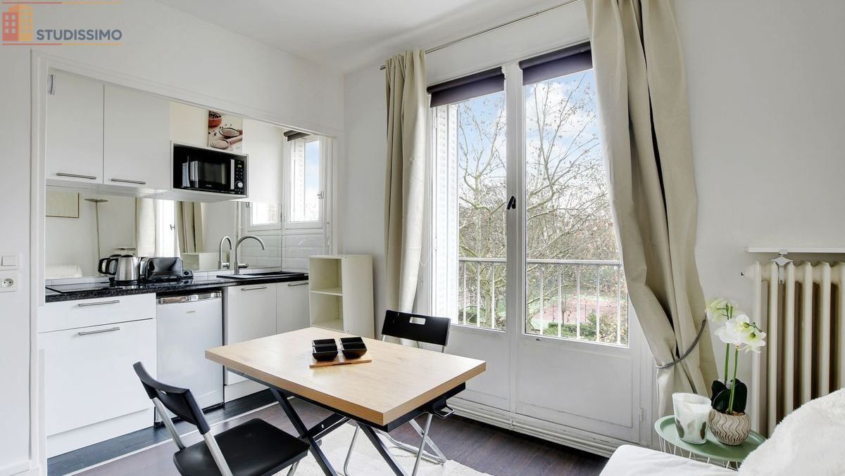 Studio meublé 23m² Paris 16e Porte Dauphine - Lumineux, vue dégagée - Photo 2