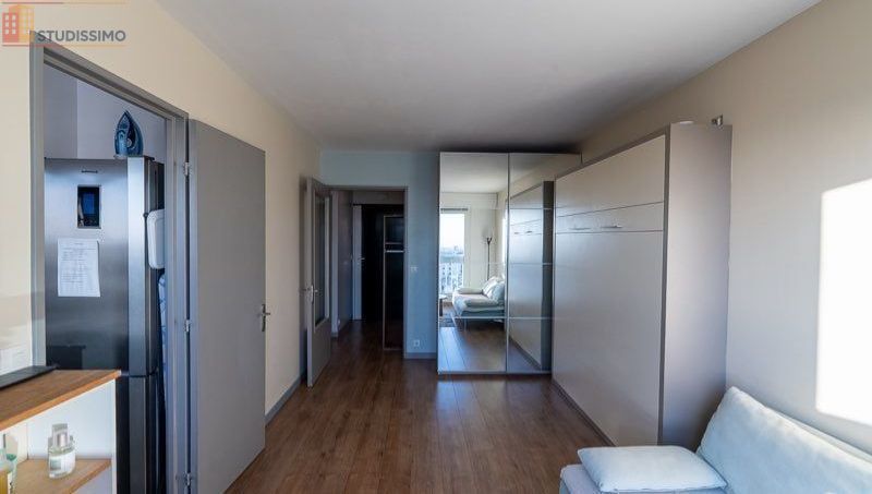 Studio meublé 30m² Paris 20e - Dernier étage, calme, vue - Photo 6