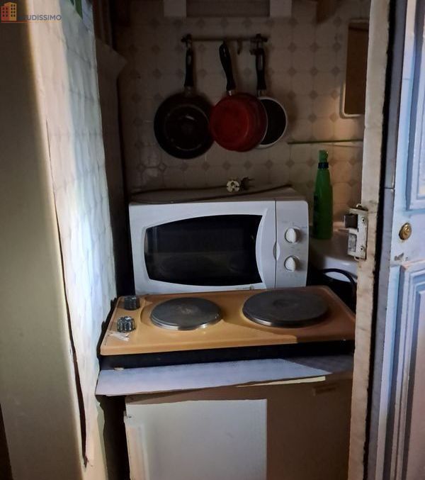 Studio meublé 9m² Paris 20e - Petite pièce, proche métro Telegraphe - Photo 3