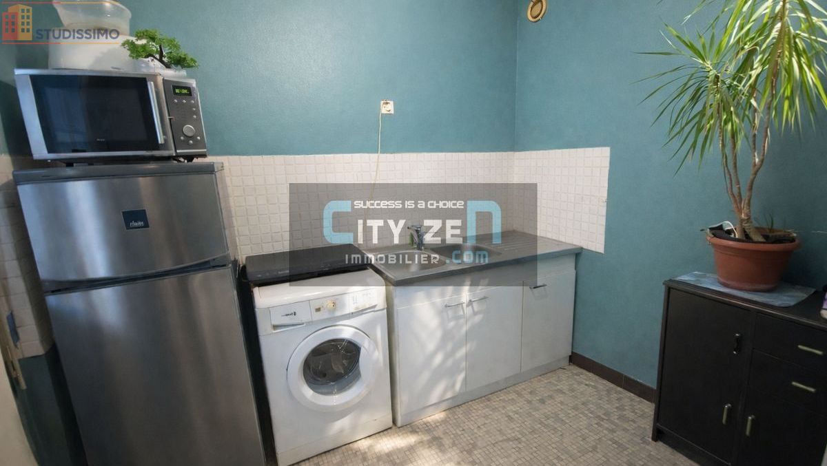 Studio 30m² Saint-Étienne 42000 - Étage élevé, lumineux - Photo 1