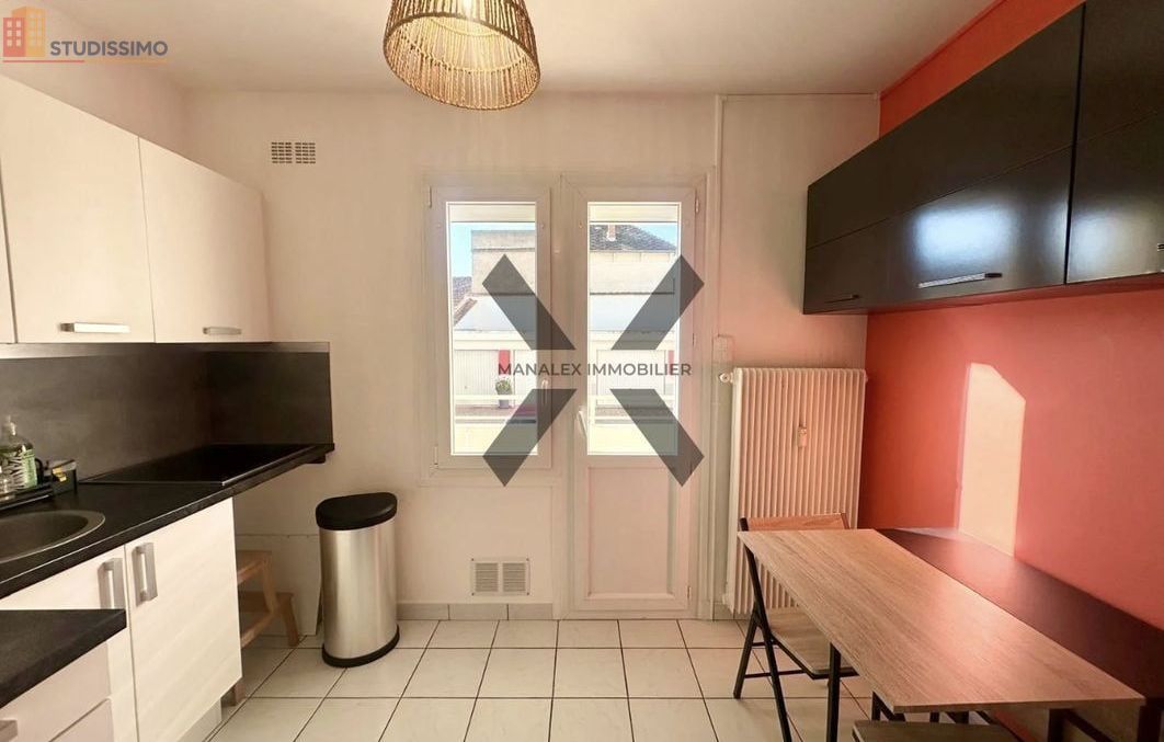Studio 30m² Roanne - (aucune caractéristique) - Photo 3