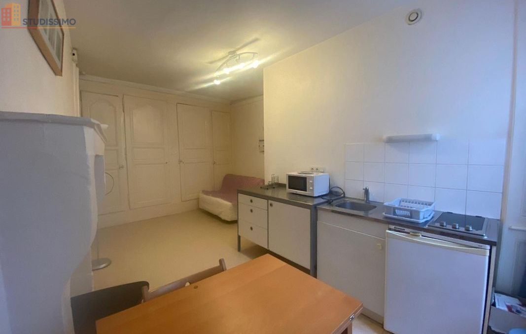 Studio 22m² Montbrison - Rue centrale, lumineux - Photo 2
