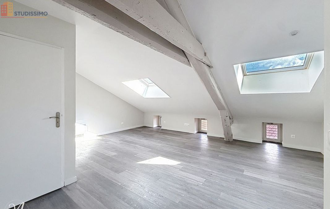 Studio à Saint-Étienne