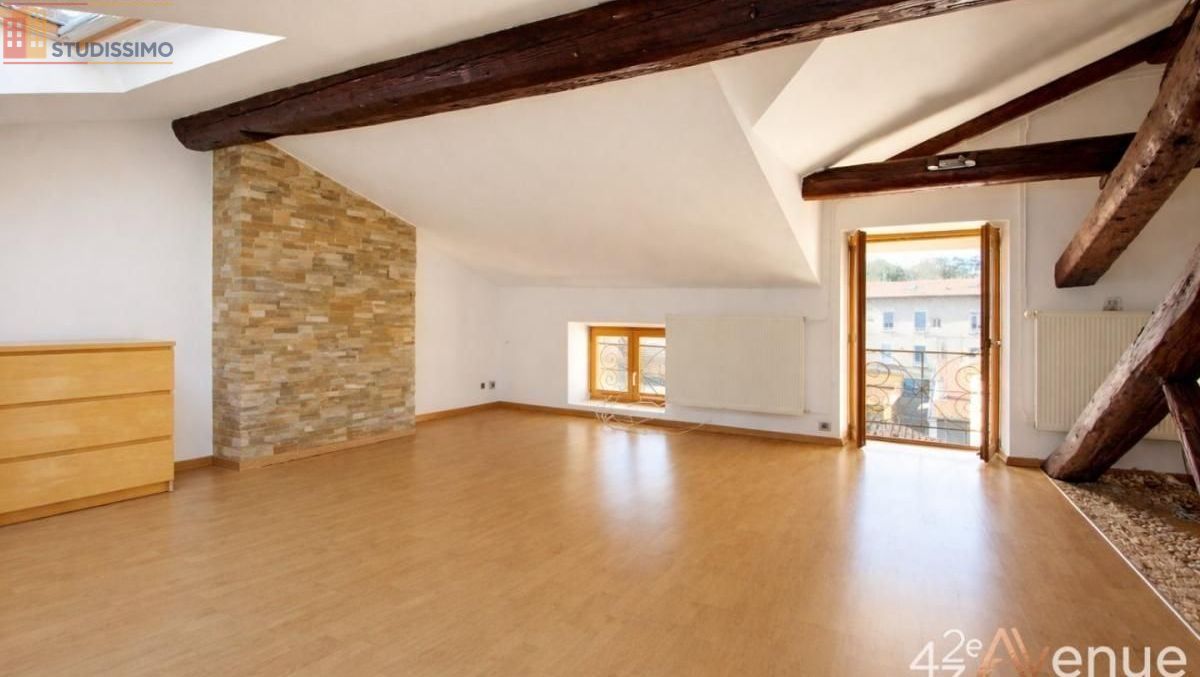 Studio 24m² Rive-de-Gier - Dernier étage, lumineux - Photo 5
