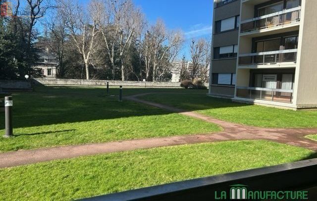 Studio 44m² Saint-Étienne 42100 - Photo 5