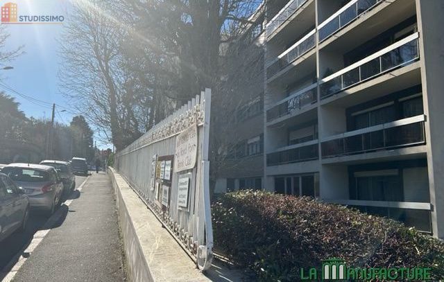 Studio 44m² Saint-Étienne 42100 - Photo 2