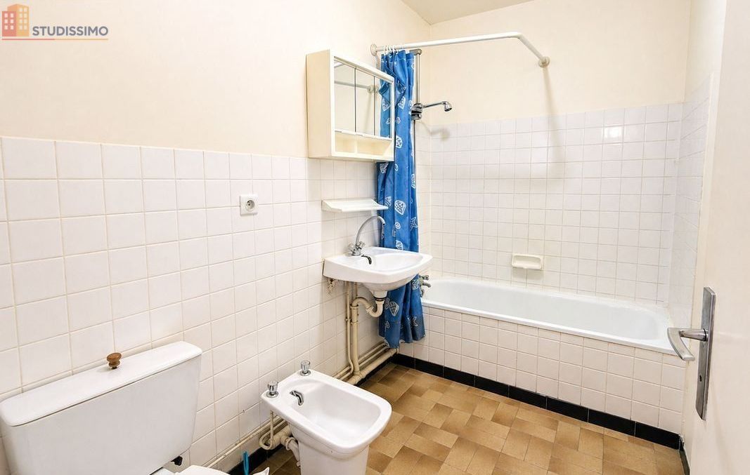 Studio 32m² Montbrison - Étage élevé, DPE D - Photo 3