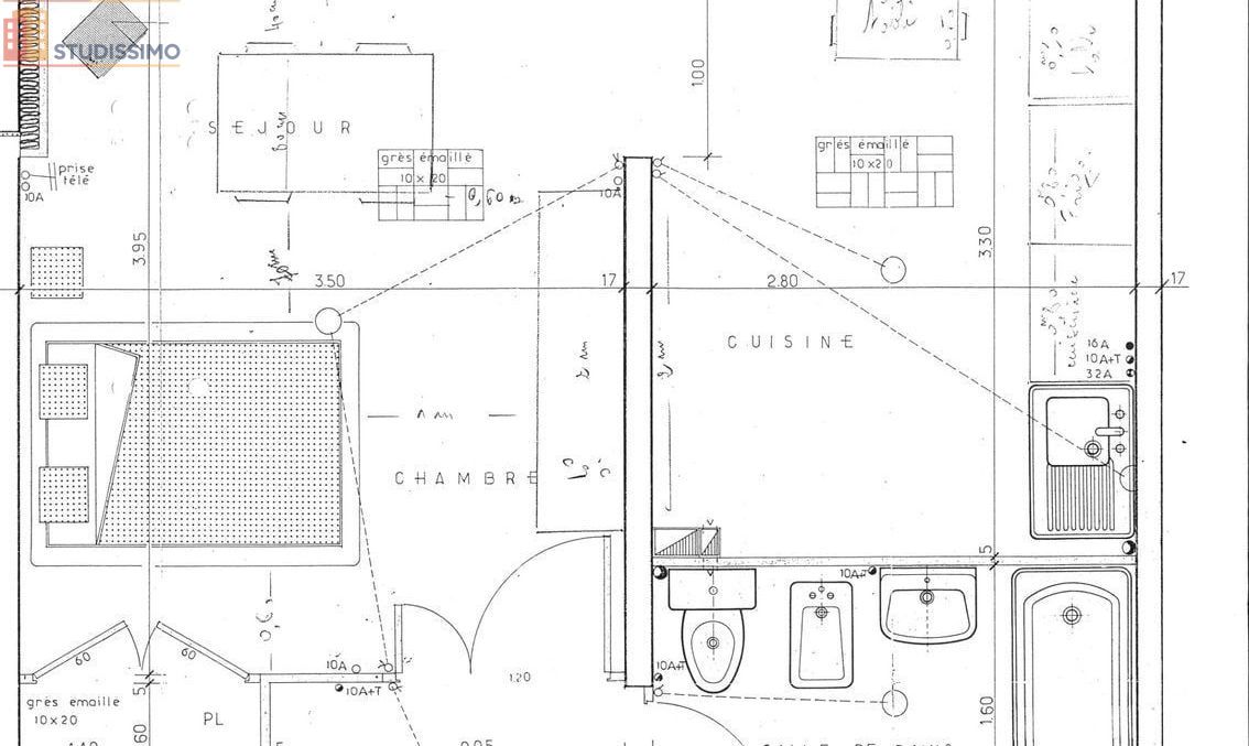 Studio 32m² Montbrison - Étage élevé, DPE D - Photo 1