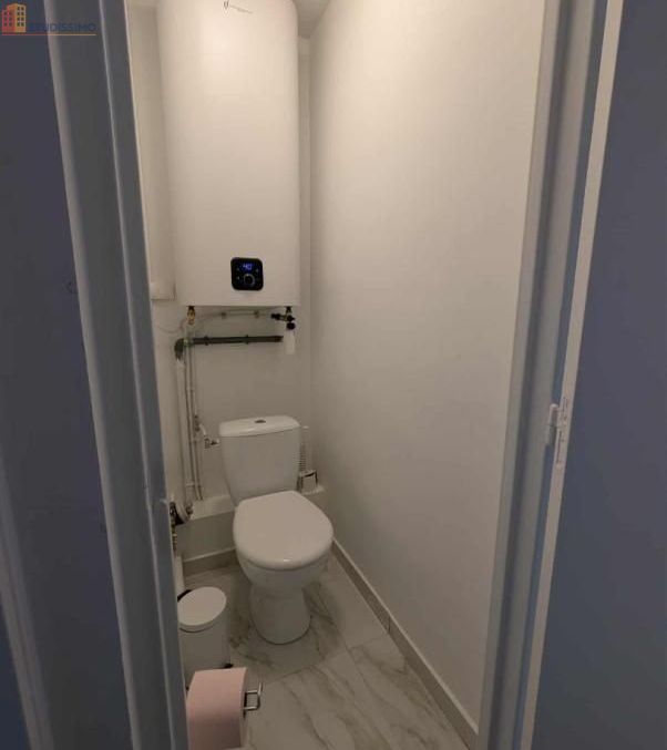 Studio meublé 10m² Bron 69500 - Meublé, étage 3 - Photo 4