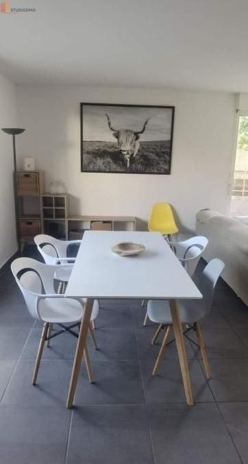 Studio meublé 12m² Lyon 8e - Calme, lumineux - Photo 2