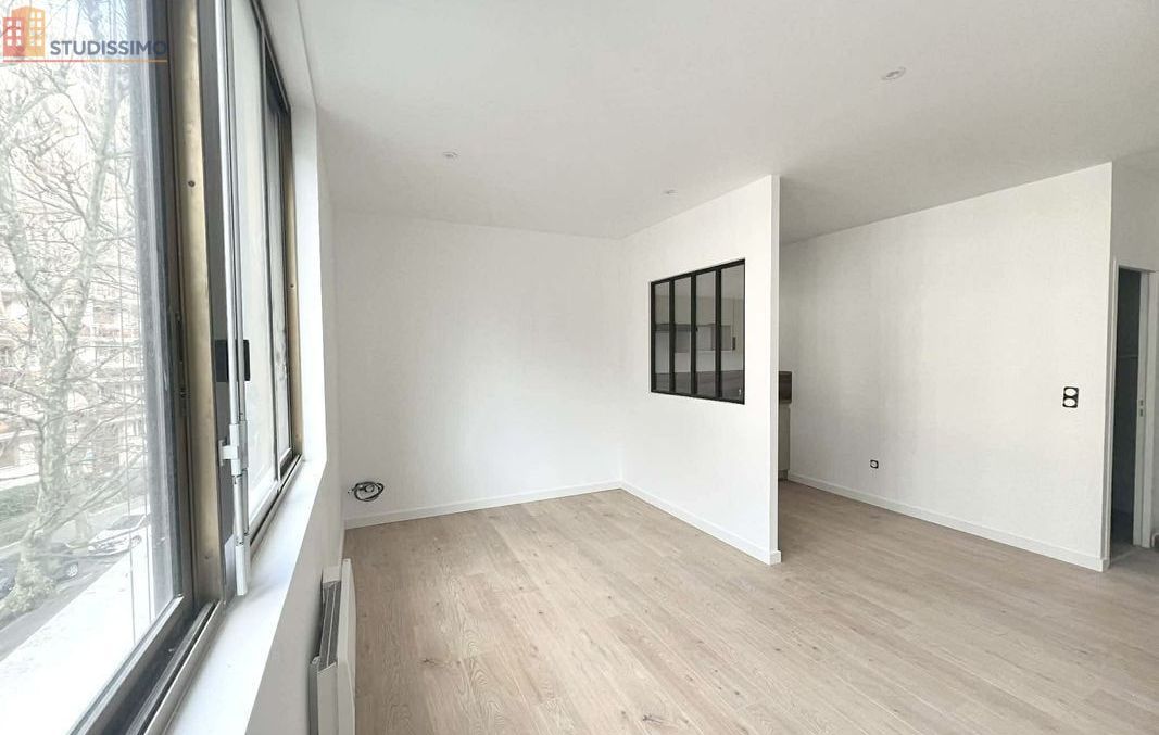 Studio 20m² Saint-Étienne 42100 - Étage intermédiaire - Photo 2