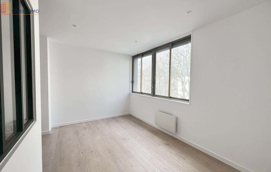 Studio 20m² Saint-Étienne 42100 - Étage intermédiaire - Photo 1