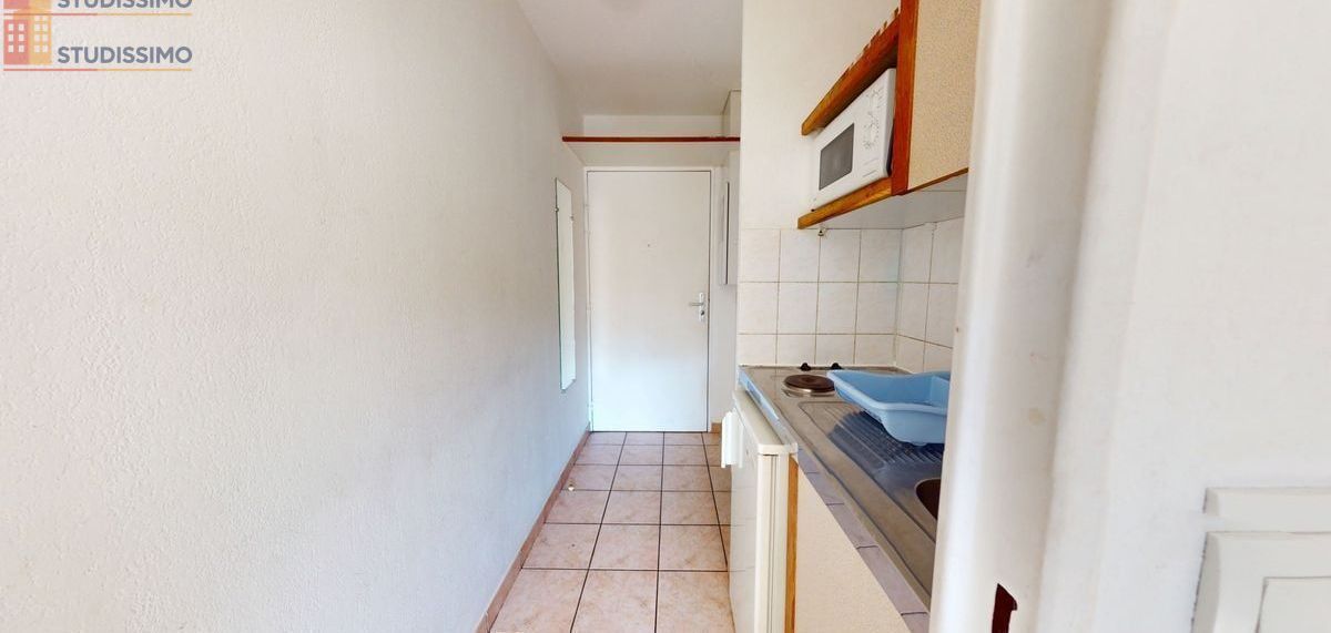 Studio 20m² Saint-Étienne 42100 - 5e étage, DPE D - Photo 2