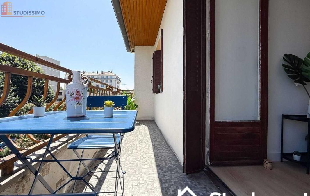 Studio 66m² Villeurbanne - Meublé, lumineux - Photo 4