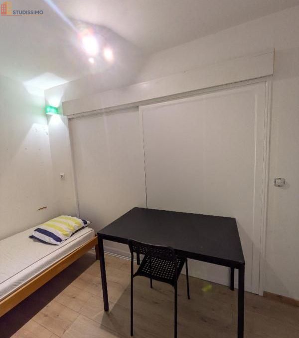 Studio meublé 9m² Décines-Charpieu - Meublé, DPE D - Photo 2
