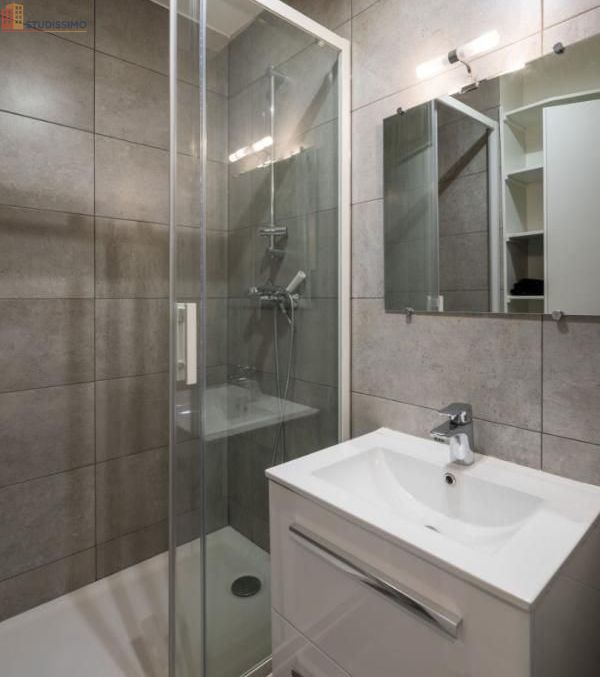 Studio meublé 9m² Lyon 6e - Lumineux - Photo 1