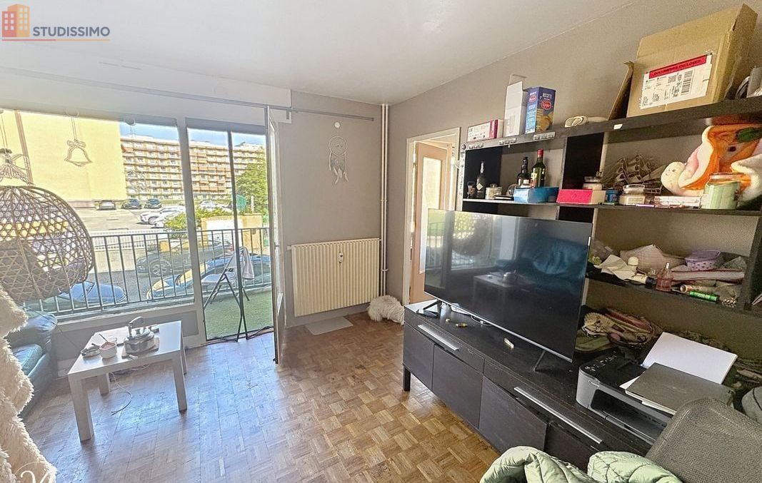 Studio 29m² Saint-Étienne 42000 - 1er étage, lumineux - Photo 3