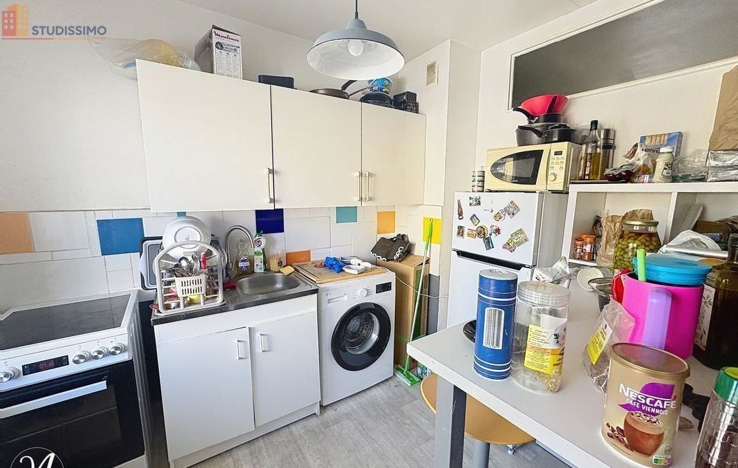 Studio 29m² Saint-Étienne 42000 - 1er étage, lumineux - Photo 1