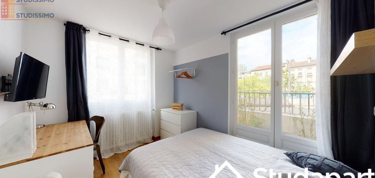 Studio meublé 10m² Lyon 8e - Calme, lumineux - Photo 1