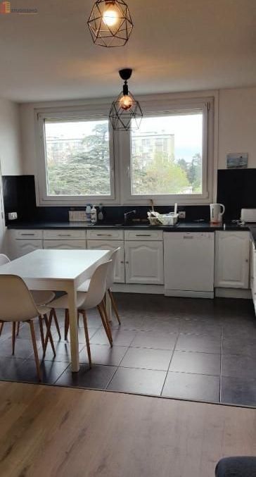 Studio meublé 12m² Oullins-Pierre-Bénite - Meublé, DPE D - Photo 2