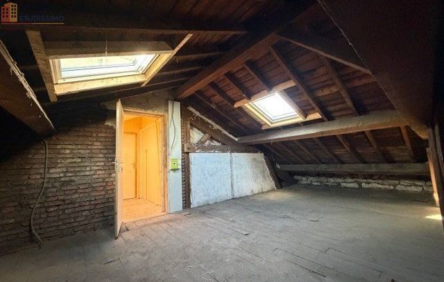 Studio 93m² Saint-Étienne centre - Dernier étage, lumineux - Photo 1