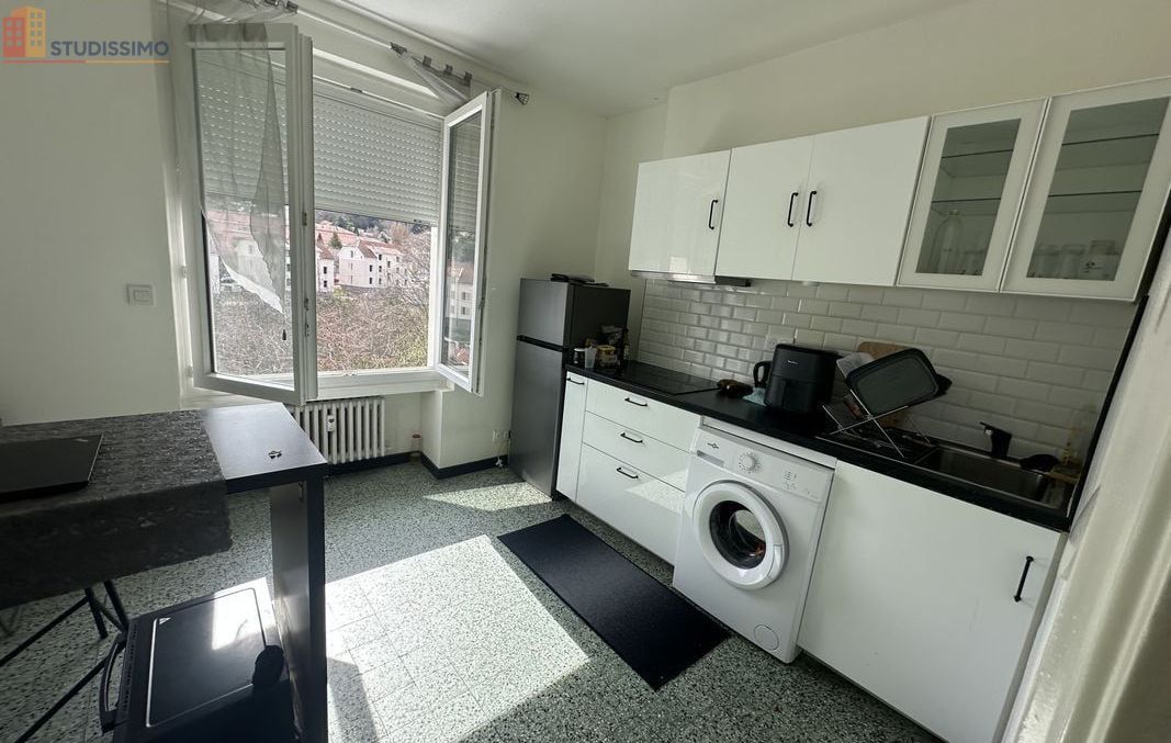 Studio à Saint-Étienne