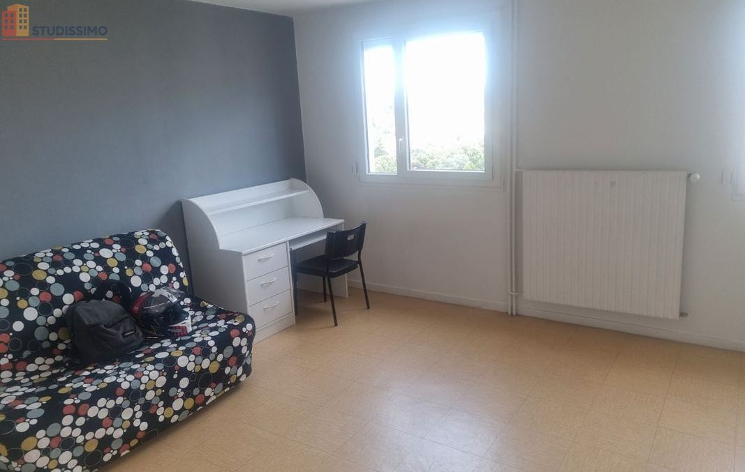 Studio 34m² Saint-Étienne 42100 - Haut Fauriel, parking privé - Photo 2