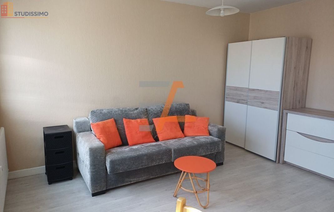 Studio 31m² Saint-Étienne 42000 - Dernier étage, lumineux - Photo 1