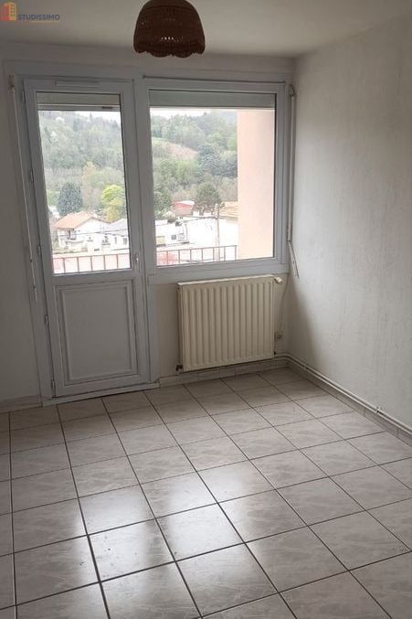 Studio 35m² Unieux - DPE D, idéal investisseur - Photo 1