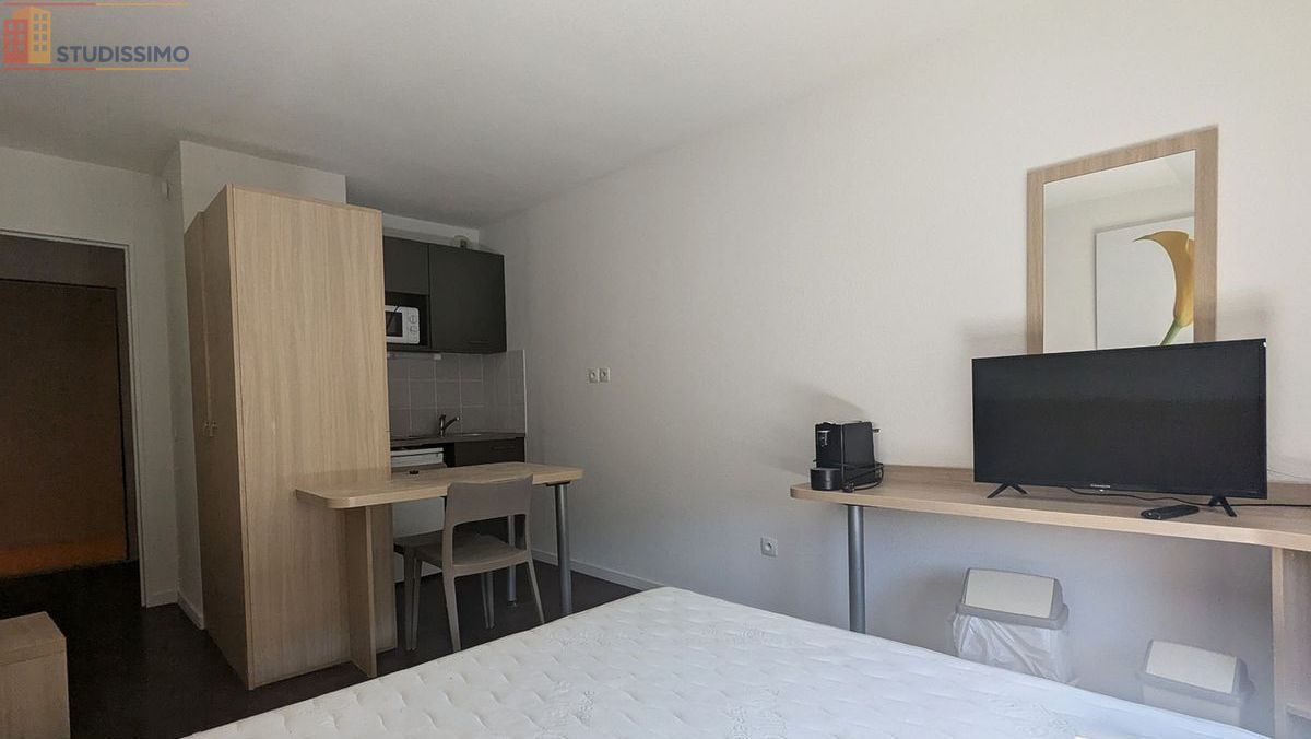 Studio 20m² Saint-Étienne 42000 - Étage élevé, DPE D - Photo 2