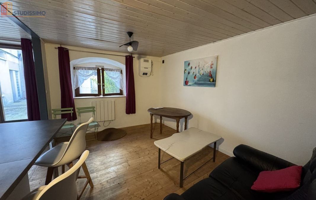 Studio 34m² Yssingeaux - sans caractéristique disponible - Photo 2
