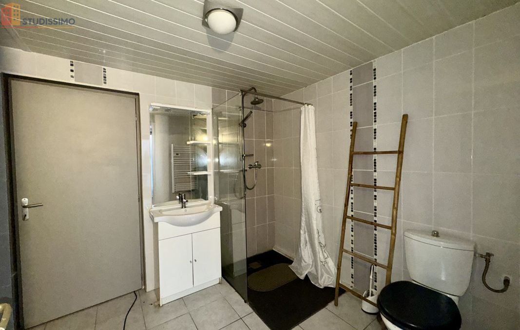 Studio 34m² Yssingeaux - sans caractéristique disponible - Photo 1