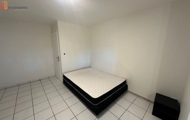 Studio meublé 19m² Décines-Charpieu - Meublé, lumineux - Photo 1