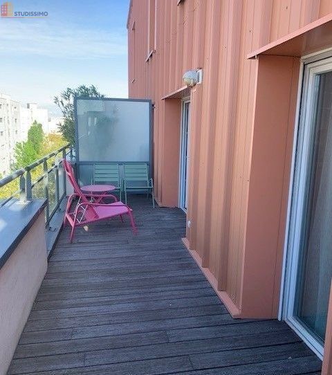 Studio meublé 33m² Lyon 8e - Dernier étage, lumineux - Photo 1