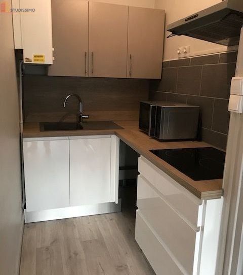 Studio 31m² Oullins-Pierre-Bénite - Meublé, proche fac médecine - Photo 1