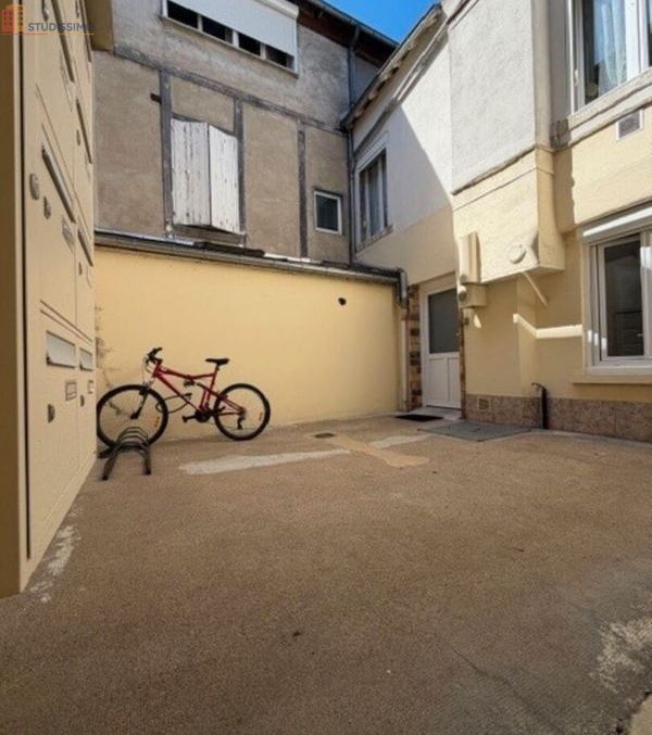 Studio 18m² Saran - Étage élevé, DPE D - Photo 2