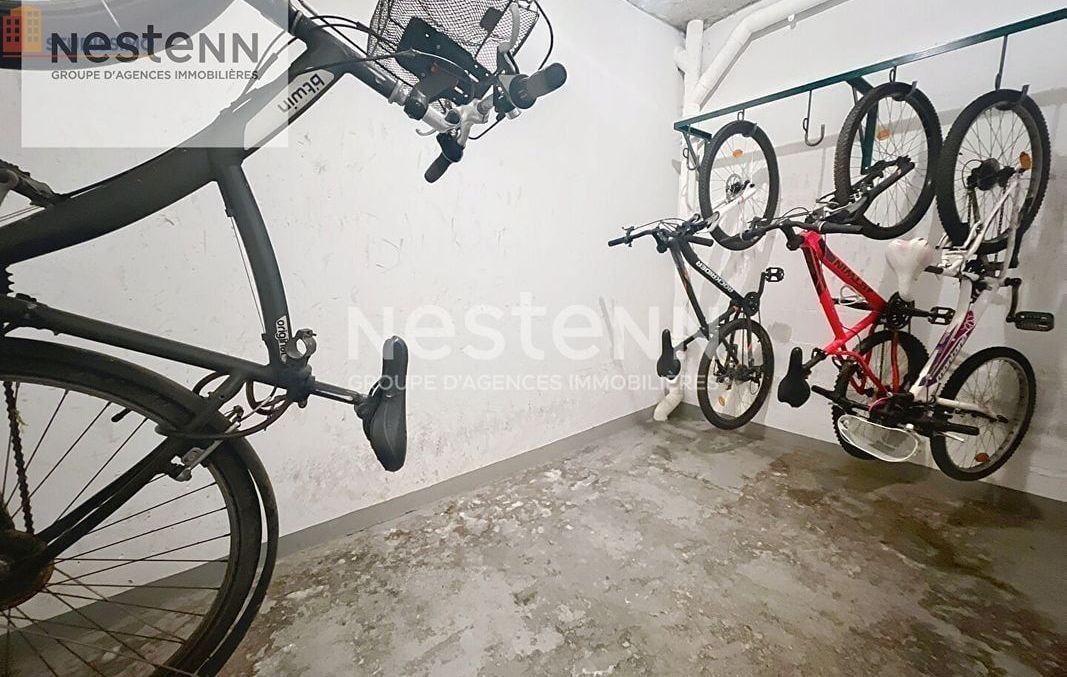 Studio 41m² Saint-Denis-en-Val - Étage élevé, lumineux - Photo 2