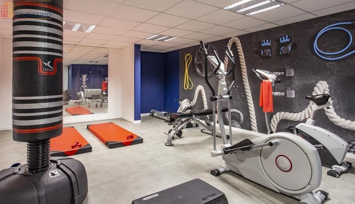 Studio 18m² Orléans centre - Dernier étage, lumineux - Photo 2