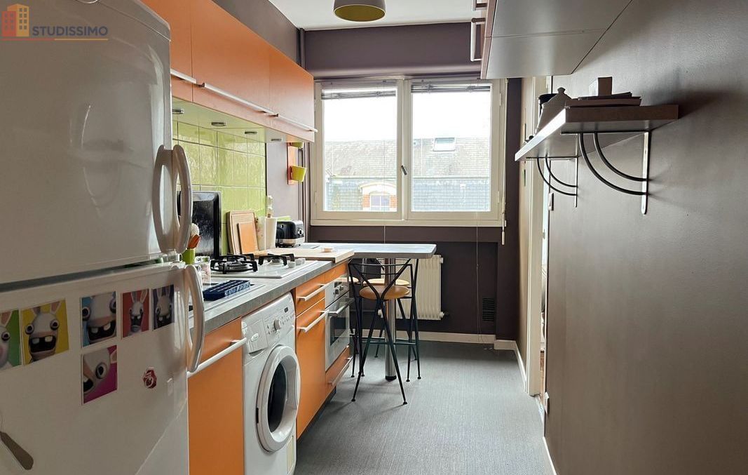 Studio 34m² Orléans centre - Étage 2/3, lumineux - Photo 3