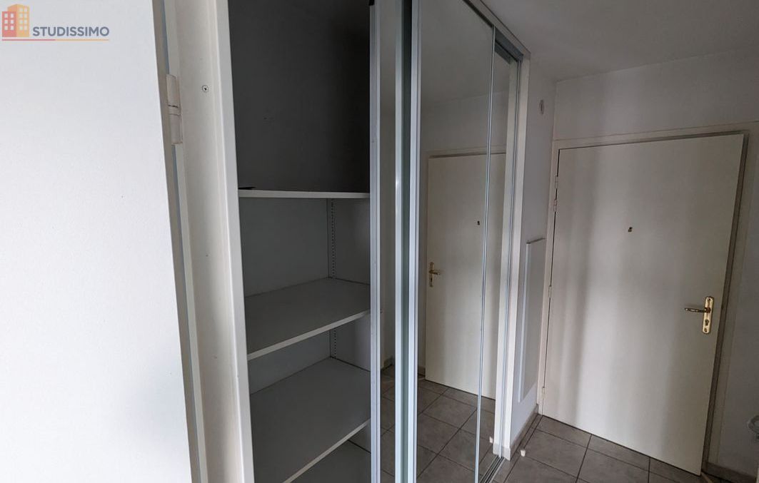 Studio 26m² Meyzieu 69330 - Photo 1