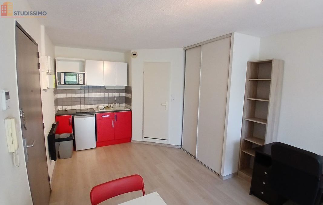 Studio meublé 22m² Lyon 8e - Balcon, lumineux - Photo 1