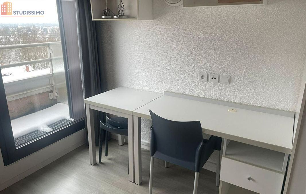Studio 17m² Orléans - Dernier étage, lumineux - Photo 4