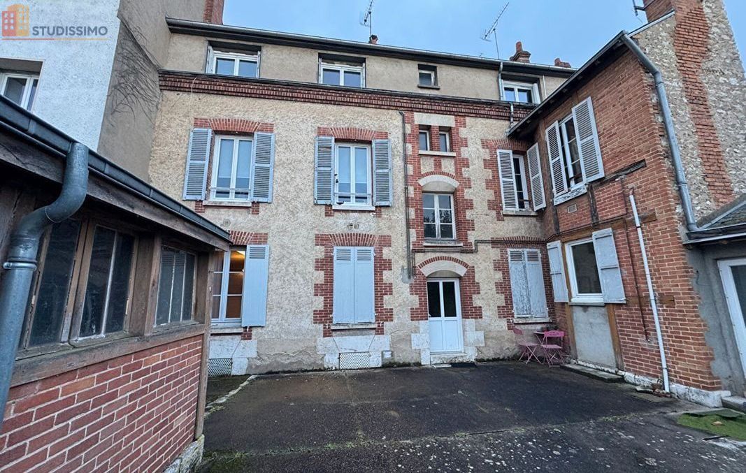 Studio à Fleury-les-Aubrais