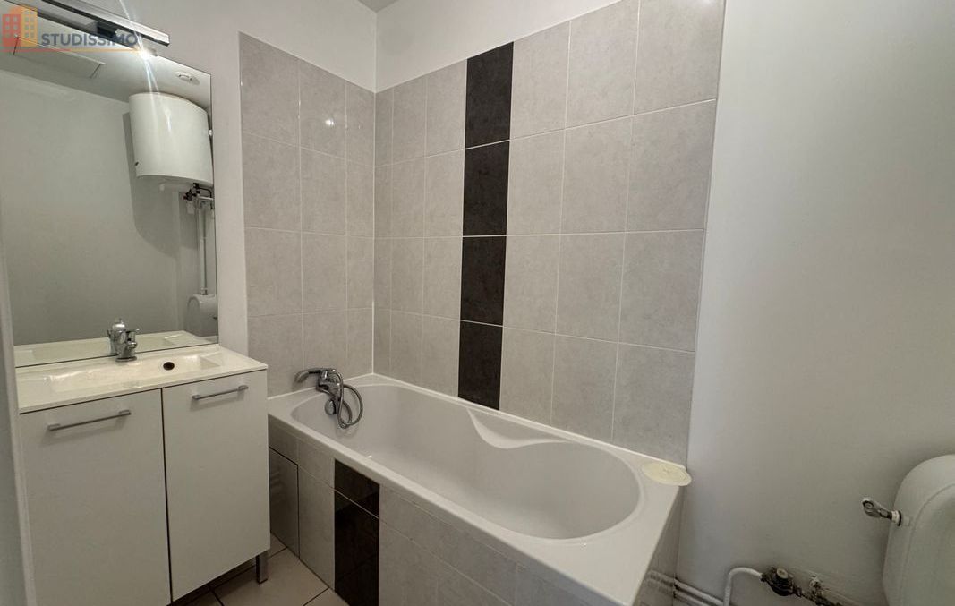 Studio 23m² Saint-Symphorien-d'Ozon - 1 pièce - Photo 1