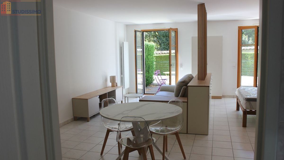 Studio meublé 49m² Saint-Genis-Laval - Lumineux, spacieux - Photo 2