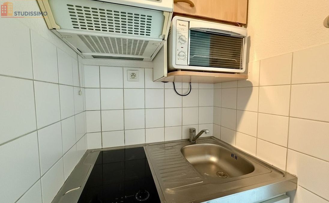 Studio 18m² Orléans 45100 - Dernier étage, lumineux - Photo 2