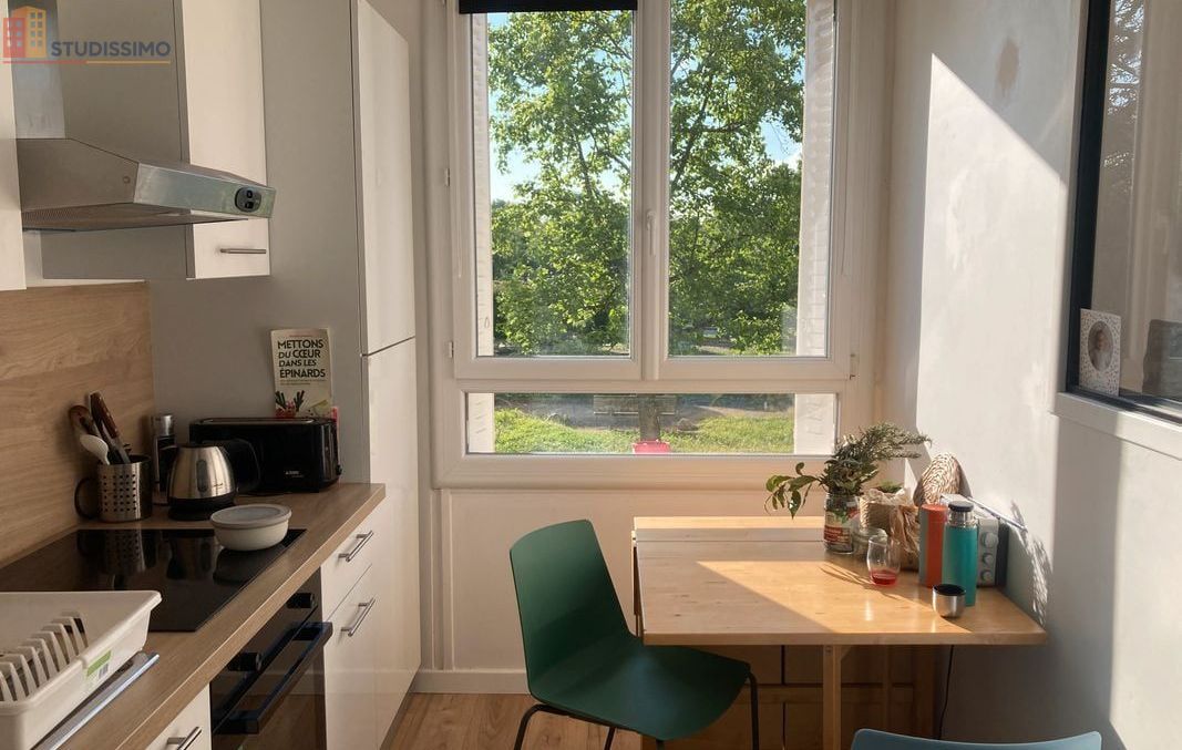 Studio meublé 28m² Caluire-et-Cuire - Meublé, 1er étage - Photo 2
